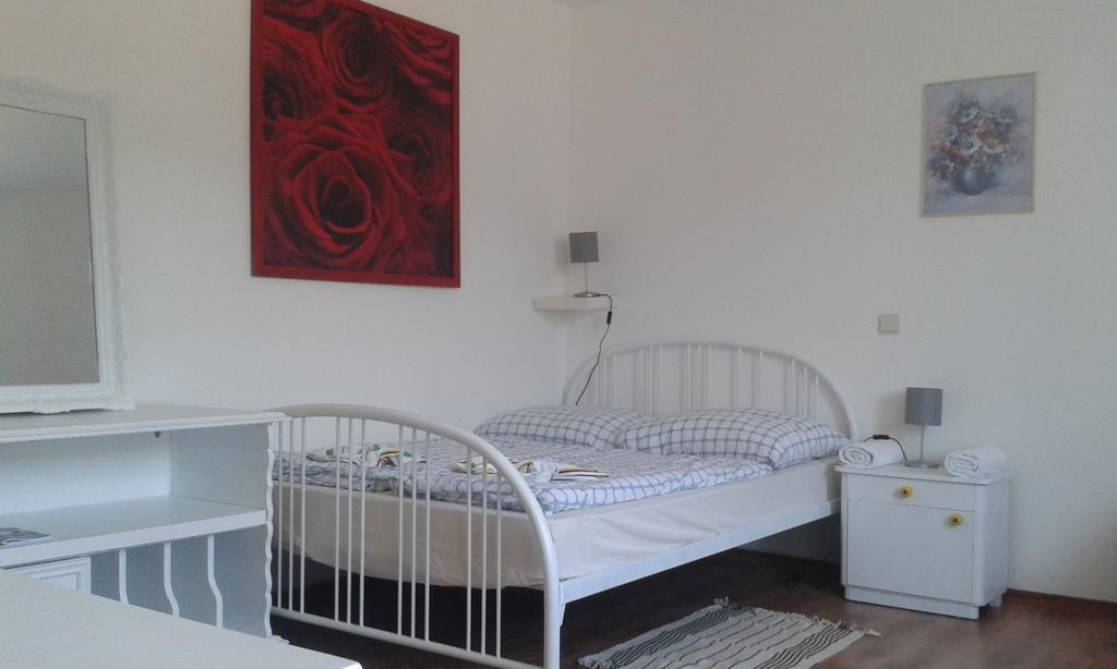 Babel Apartment Trier Bilik gambar