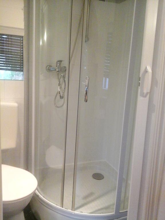 Babel Apartment Trier Bilik gambar